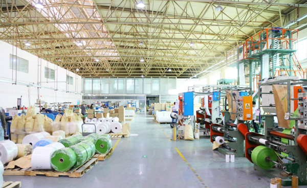 拥有全生物降解材料生产基地和相应配套的检测设备 拥有全生物降解材料生产基地和相应配套的检测设备